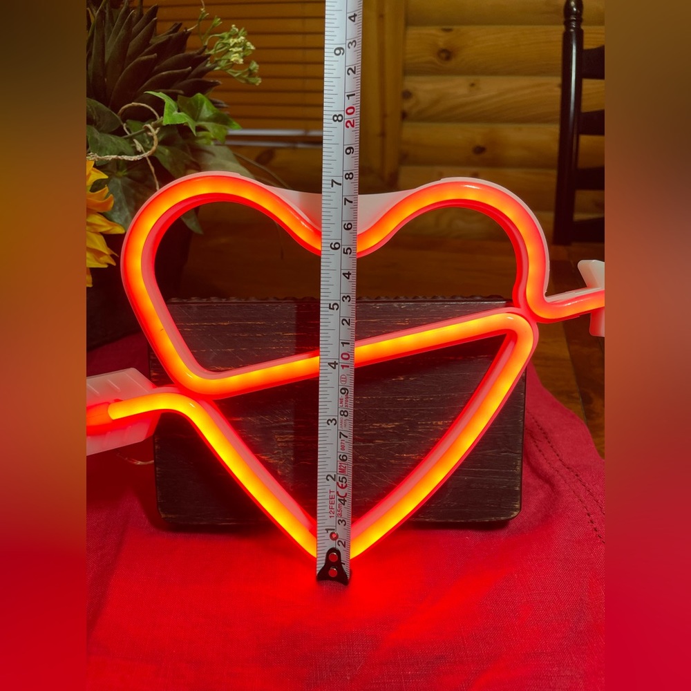 Red Heart Neon Sign - Picture 3 of 6